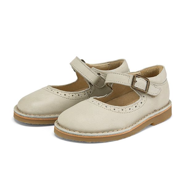 Martha Vanilla strappy flats