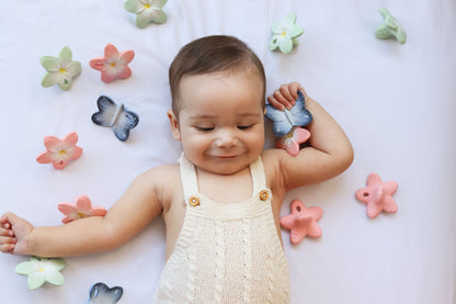 Bella the Flower Pink teether