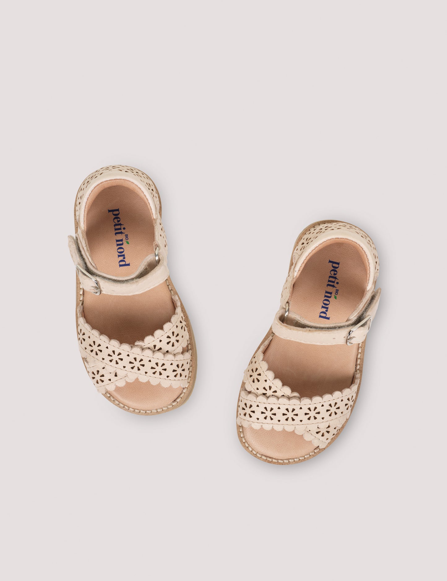 Sandals Crossover Scallop Flower Cream 